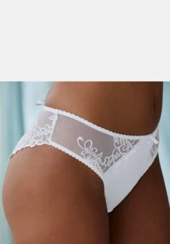 Nuance Tanga In Weiß