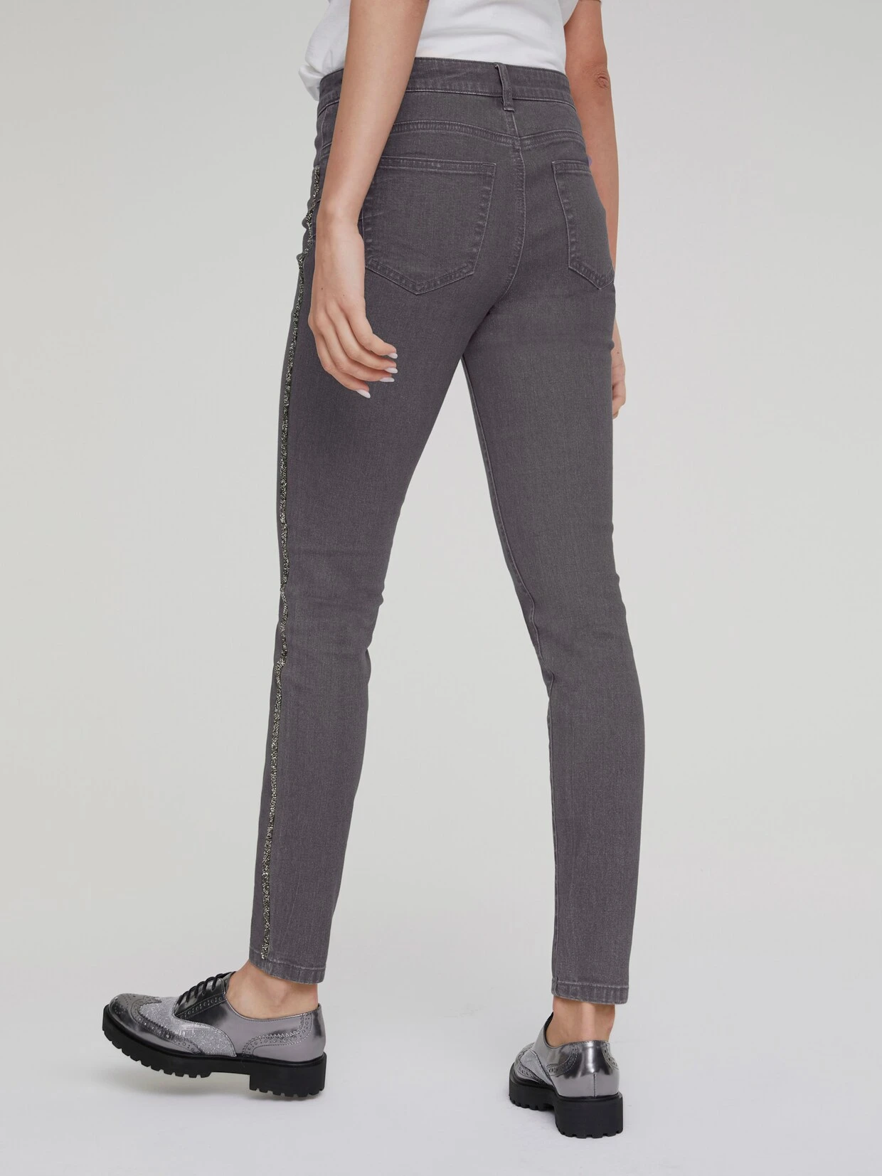 Heine Bauchweg-Jeans In Graphit – Bild 2