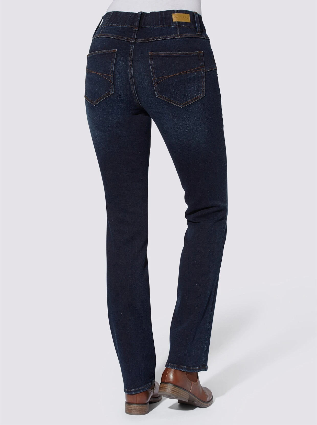 Jeans In Dark Blue – Bild 3