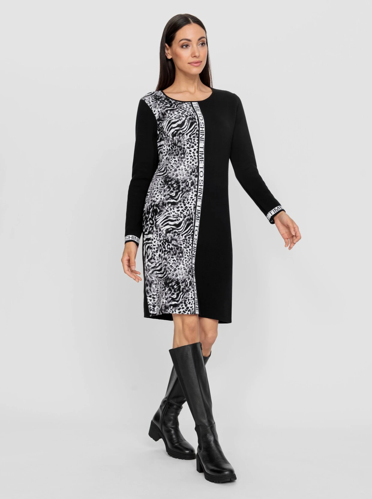 Heine Strickkleid In Schwarz-weiß-gemustert – Bild 2