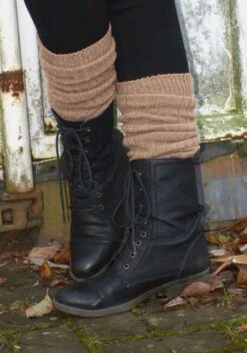 Lavana Beinstulpen In Schwarz, Beige