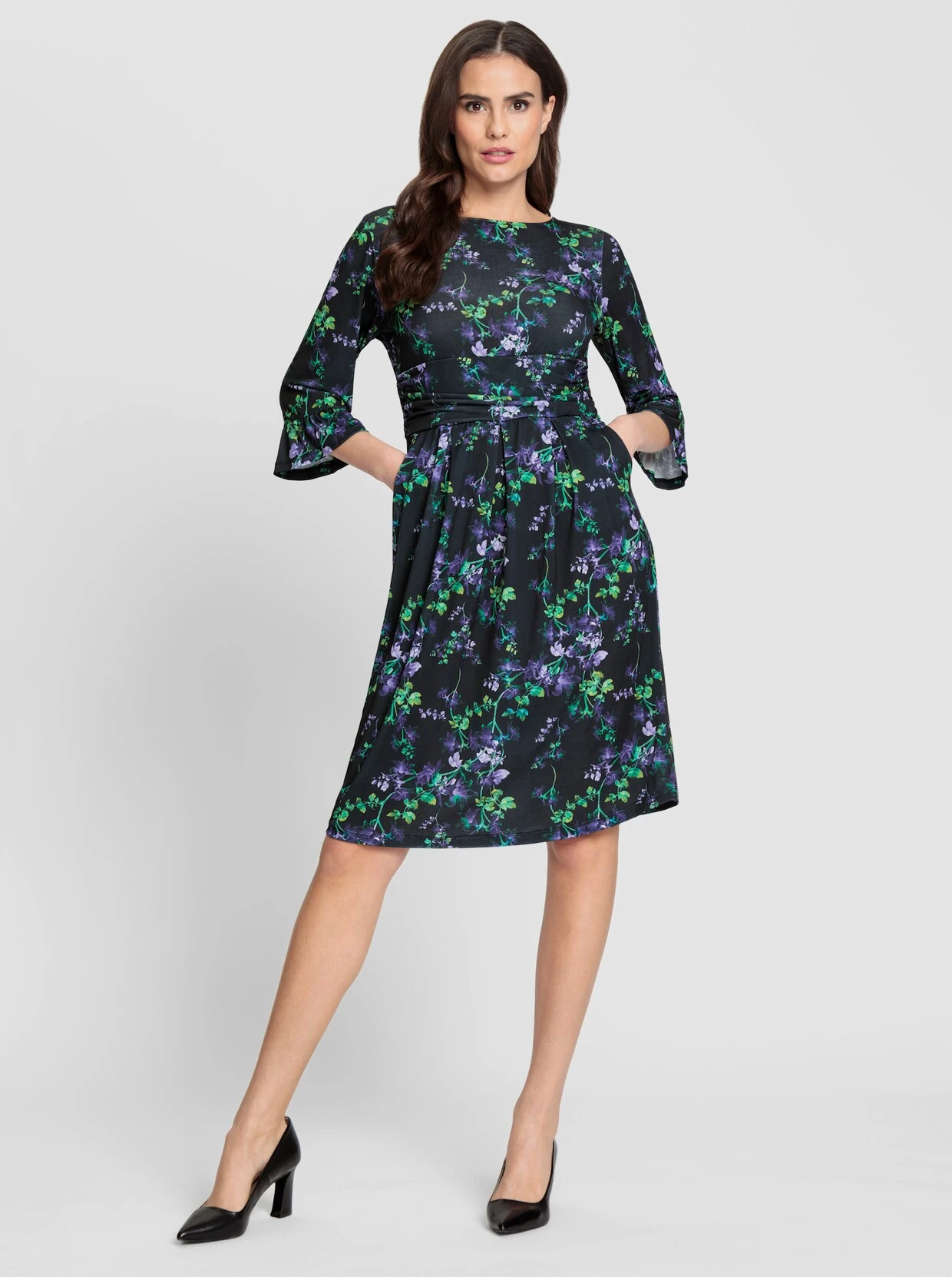 Heine Jersey-Kleid In Schwarz-lavendel-bedruckt – Bild 2