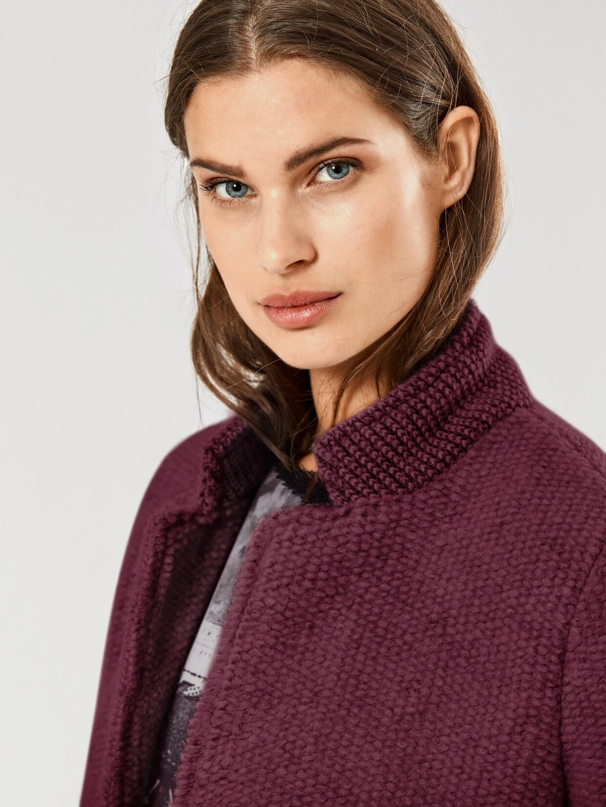 Heine Kurzmantel In Bordeaux – Bild 5