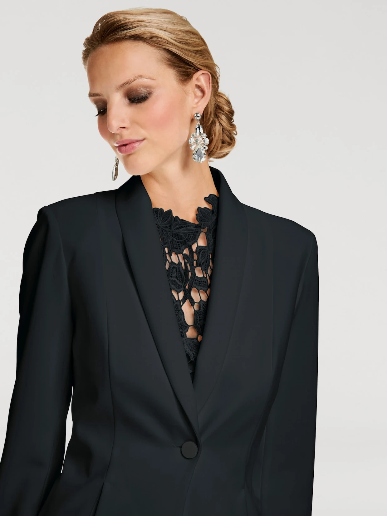 Heine Longblazer In Schwarz – Bild 5