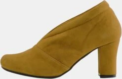 Andrea Conti Pumps In Gelb