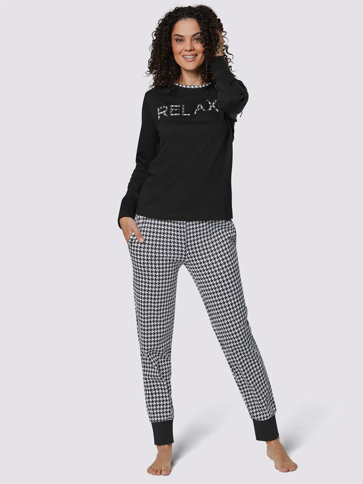 Creation L Premium Modal-Schlafanzug In Schwarz-weiß-bedruckt – Bild 2